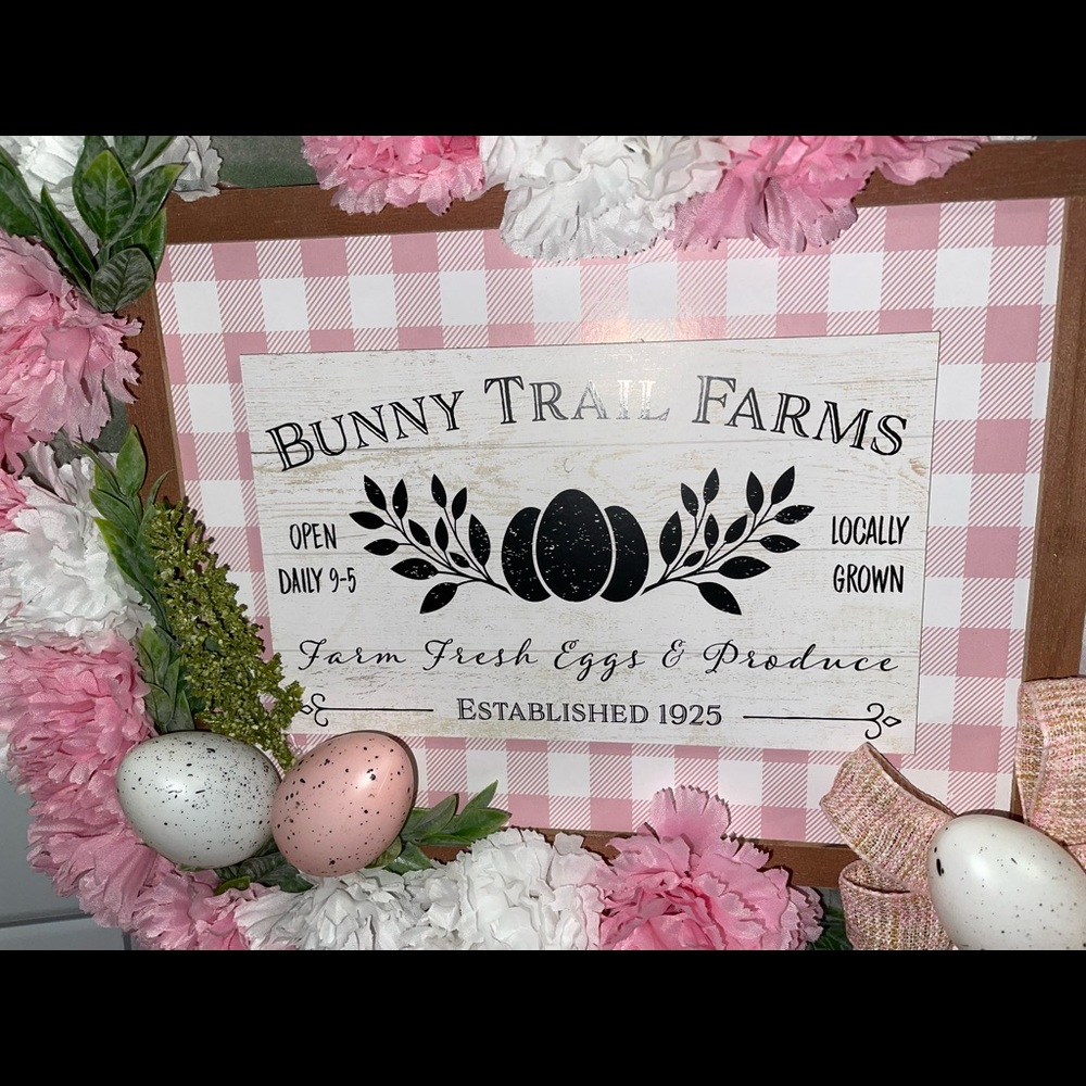 Spring Wreath - Picture 3 of 4